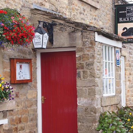 Black Swan Inn Masham Bagian luar foto